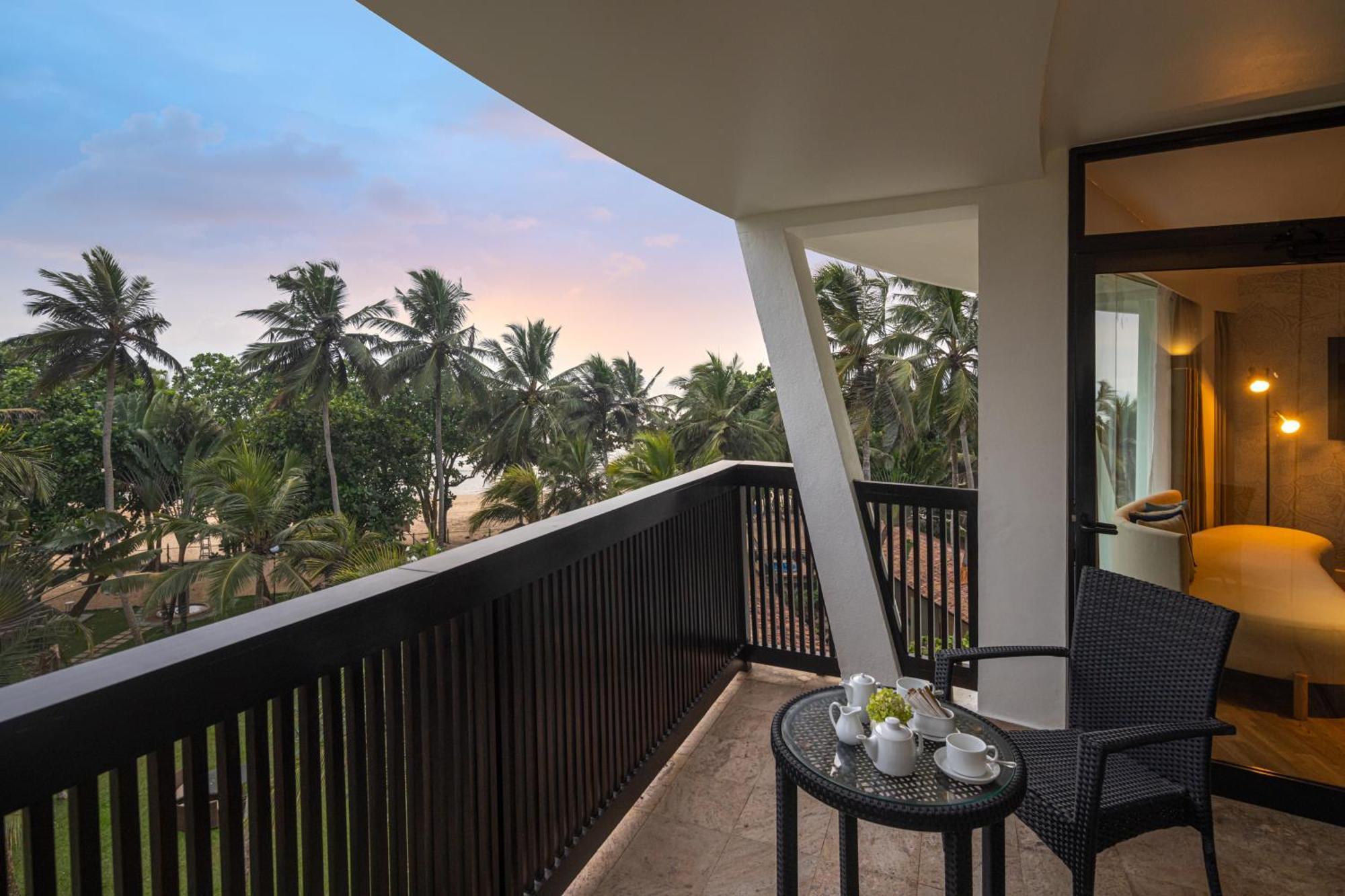 Occidental Eden Beruwala Hotel Bentota Exterior foto